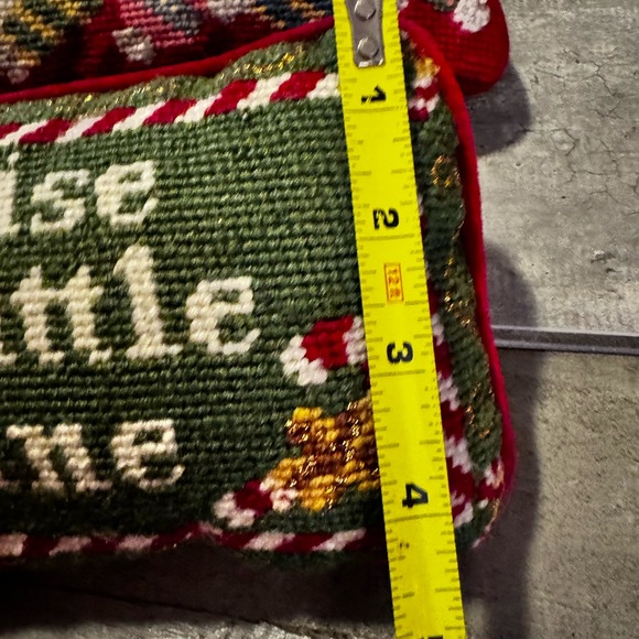 Lot of 2 Christmas Needlepoint Holiday Christmas Pillows ~ Small Wool - Picture 13 of 13